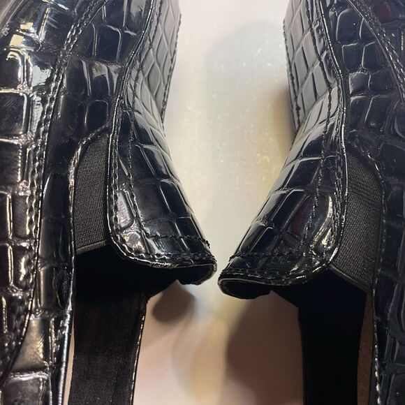 Instreet Womens Black Leather Slip On Alligator Pattern Shoes Sz 7.5 - Picture 8 of 13